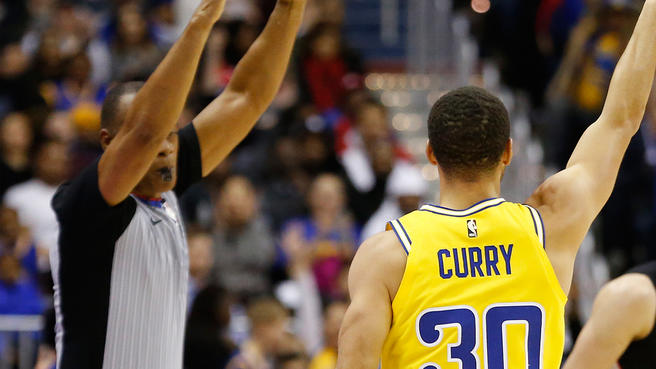 Curry acerta 11 arremessos de três pontos em vitória do Warriors sobre  Washington Wizards