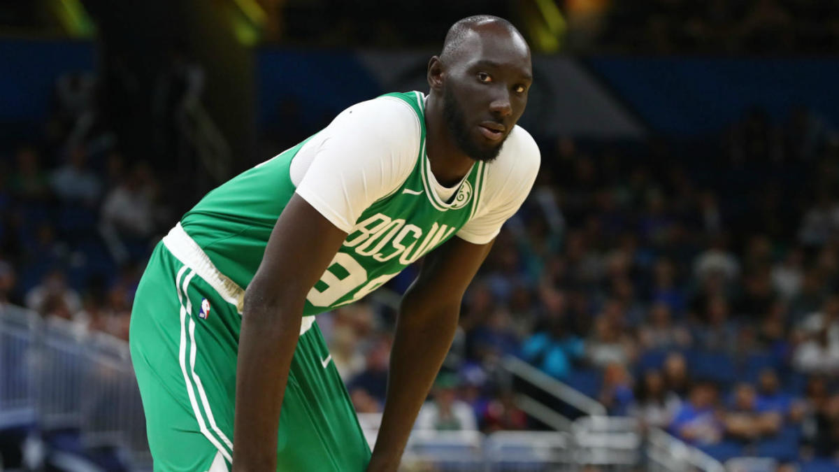 A história de Tacko Fall. O gigante que pouco joga mas é uma das atrações da